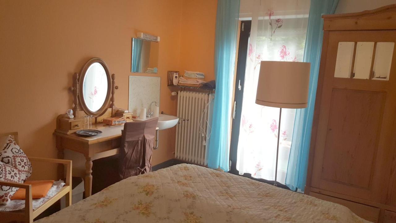 مبيت وإفطار Rheinbrohl Weinhaus Em Wingert المظهر الخارجي الصورة